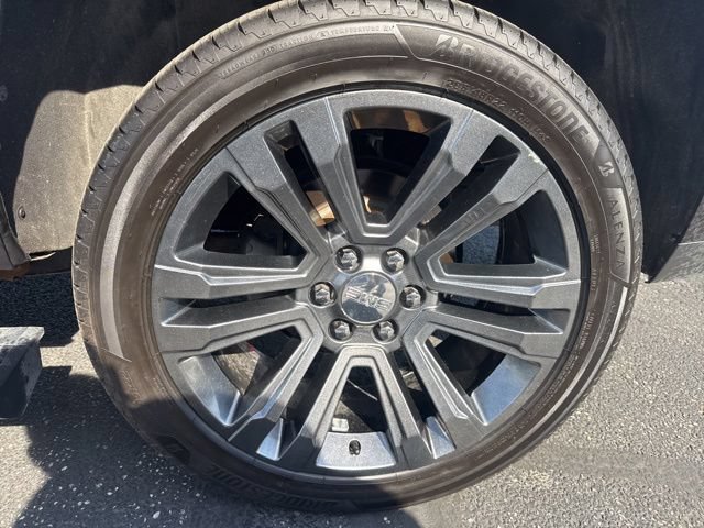 Used 2018 GMC Yukon Denali w/ Denali Ultimate Package AWD/4WD image 33