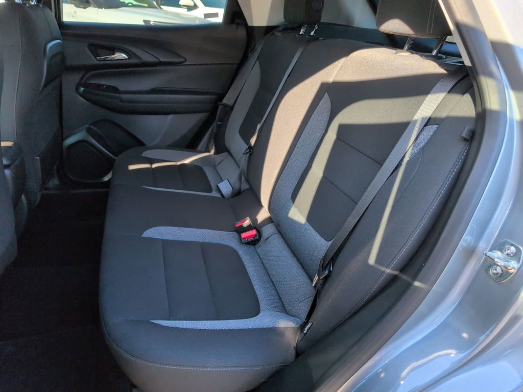 Used 2025 Chevrolet TrailBlazer LT image 28