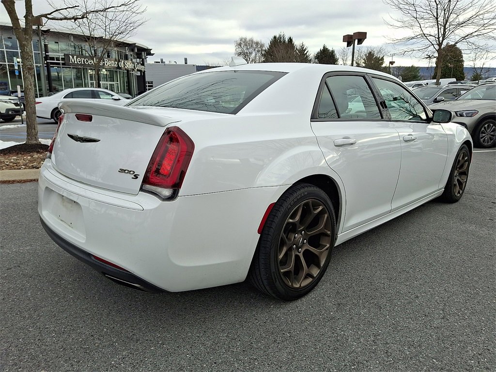 Used 2017 Chrysler 300 S w/ S Model Appearance Package image 10