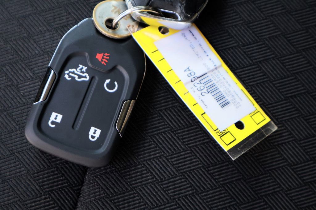 Used 2022 GMC Sierra 1500 Elevation w/ LPO, Elevation Black Package image 30