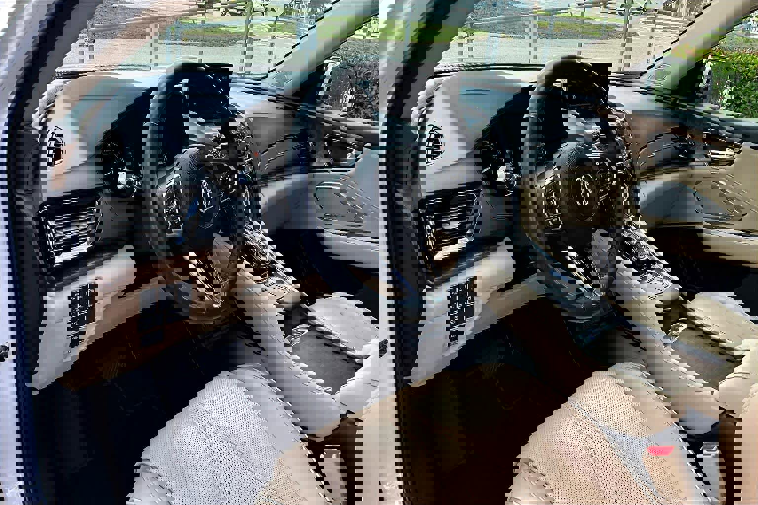 Used 2021 Acura RDX FWD w/ Advance Package image 17