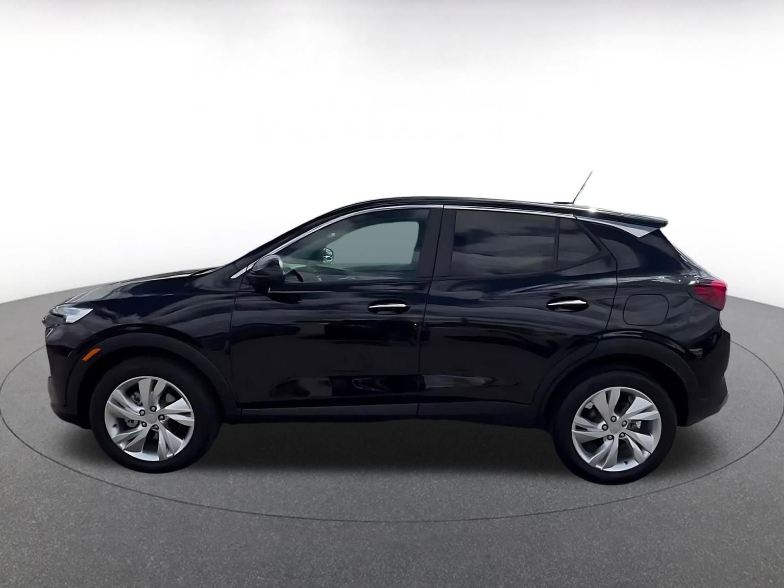 Used 2025 Buick Encore GX Preferred FWD image 9