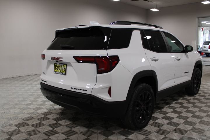 New 2026 GMC Terrain Elevation w/ Black Edition image 8