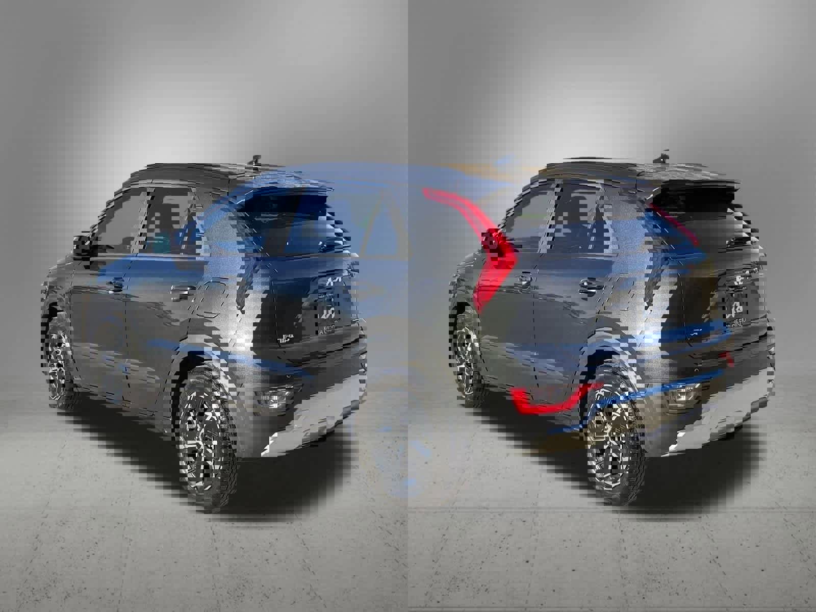 Certified 2023 Kia Niro EX image 4