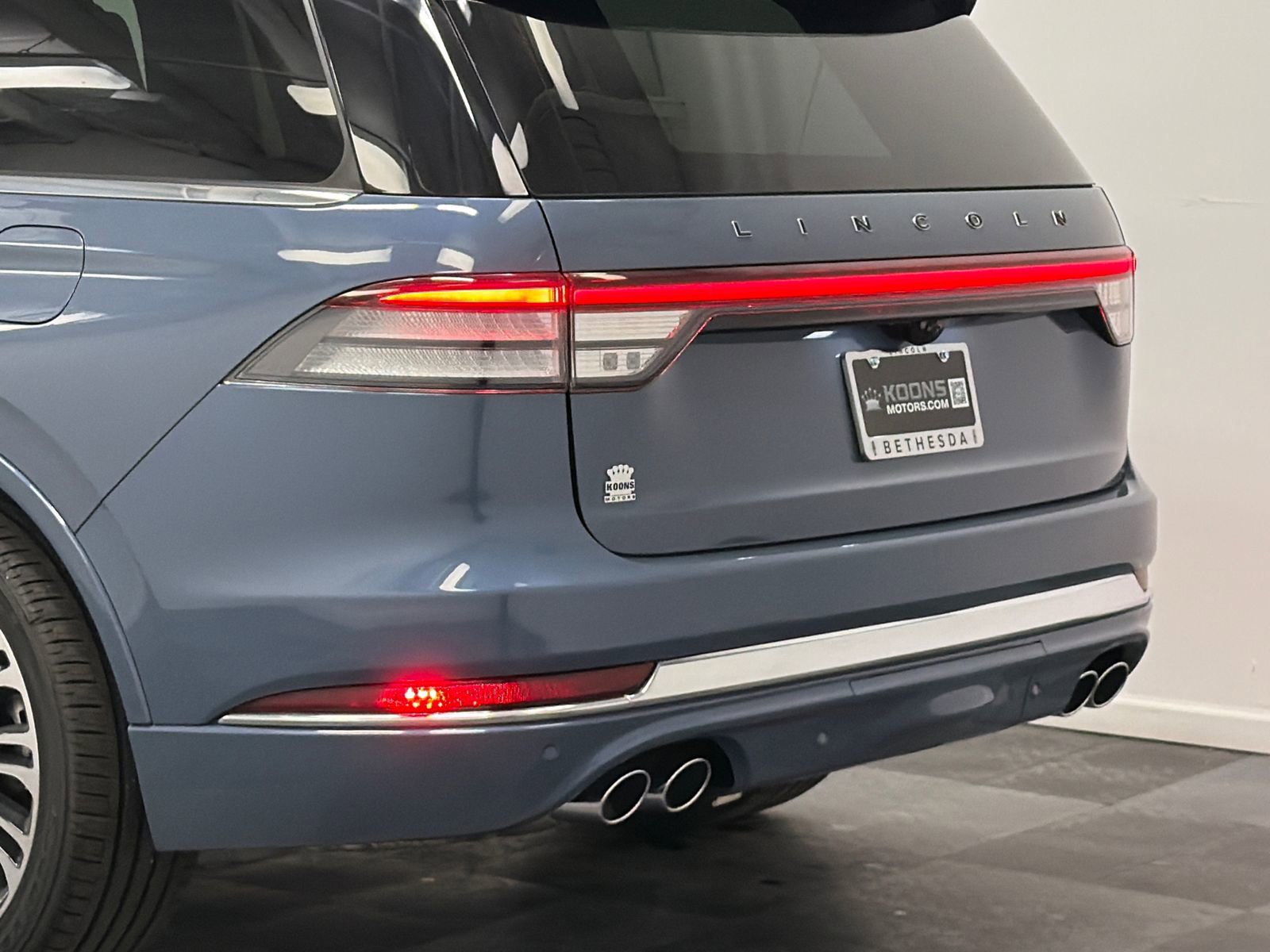 New 2026 Lincoln Aviator Black Label w/ Dynamic Handling Package AWD/4WD image 7