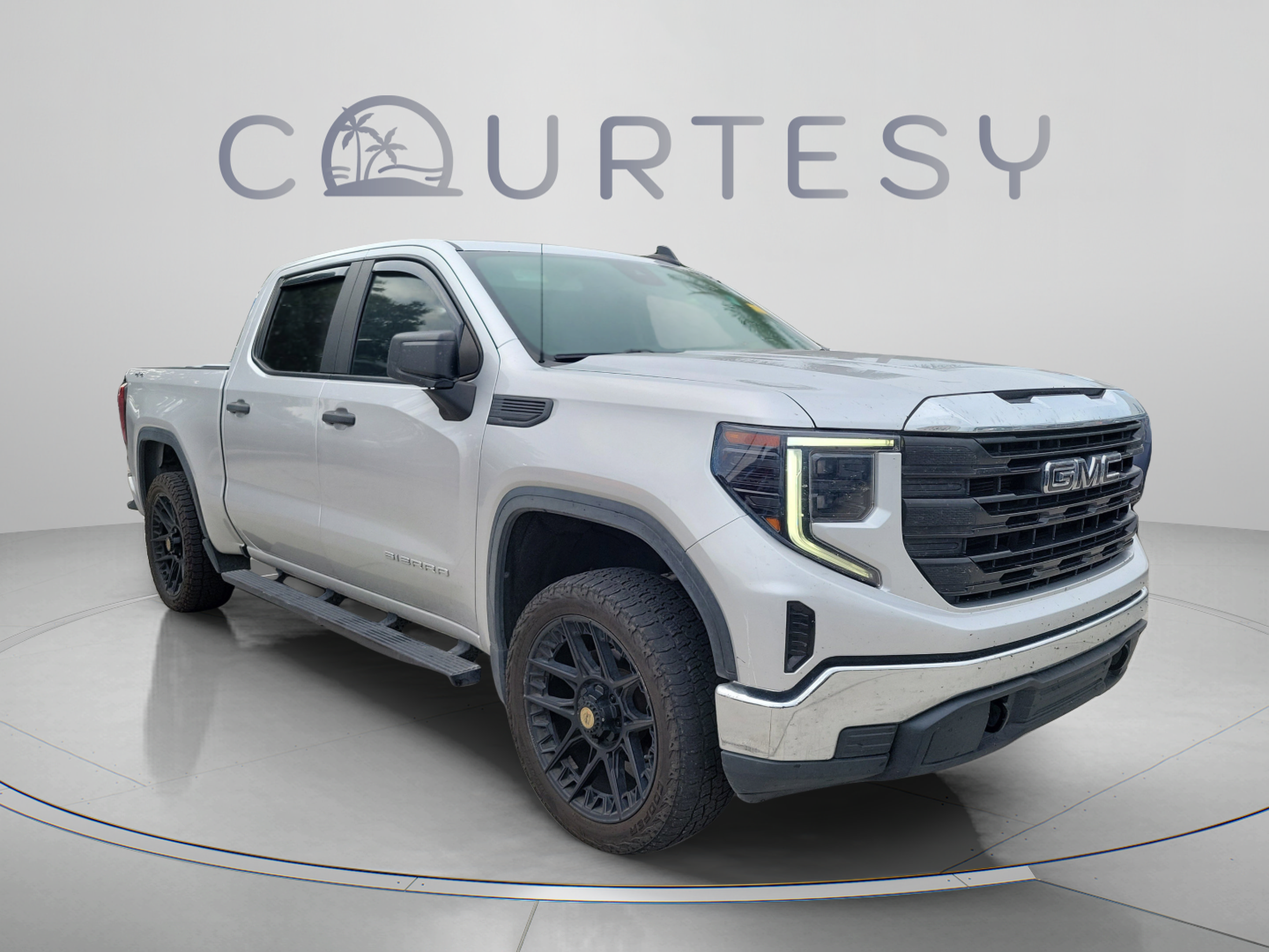 Used 2022 GMC Sierra 1500 Pro w/ Convenience Package AWD/4WD image 4