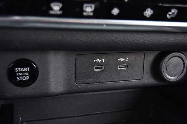 Used 2024 Nissan Rogue SV image 15