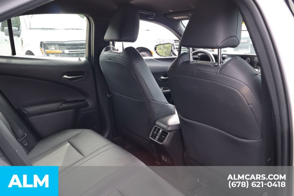 Used 2021 Lexus UX 200 w/ Accessory Package (Z2) FWD image 22