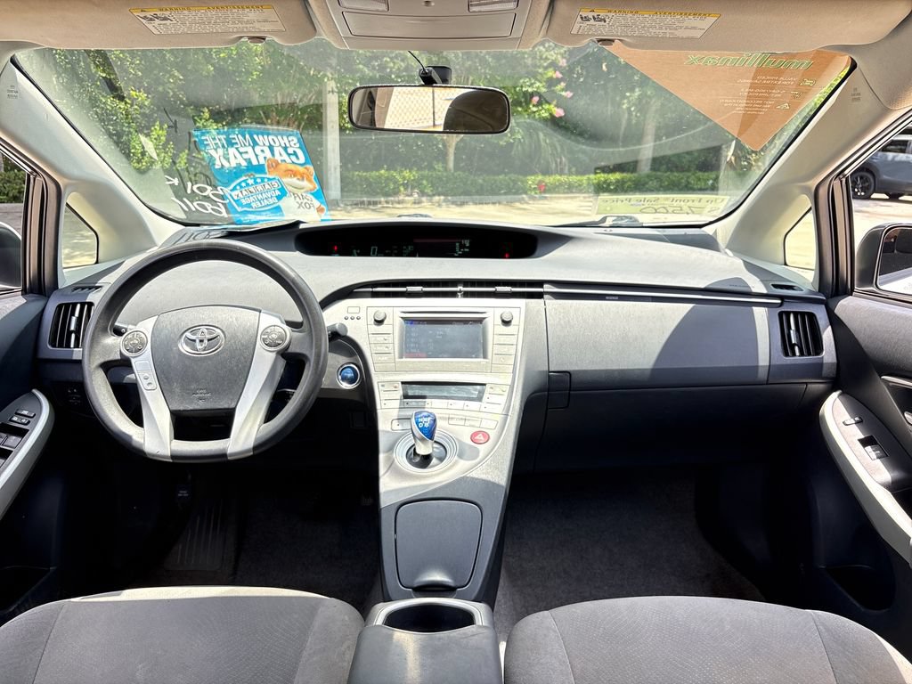Used 2014 Toyota Prius Two FWD image 8