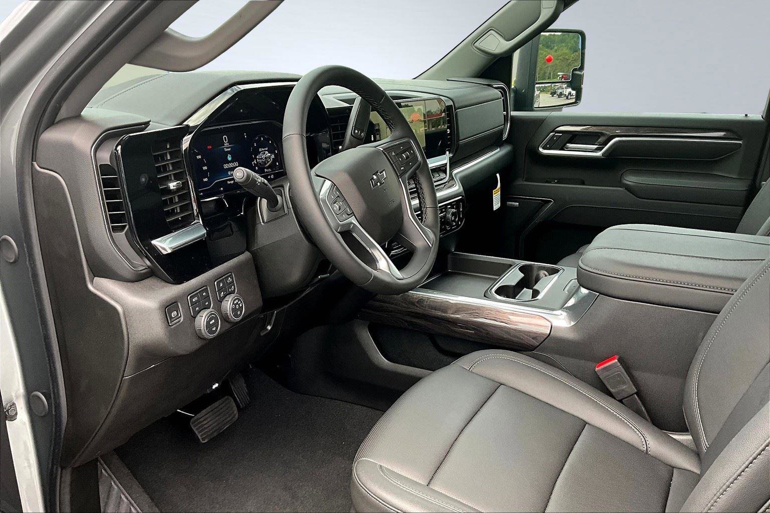 New 2025 Chevrolet Silverado 2500 LTZ w/ Trail Boss Package image 11
