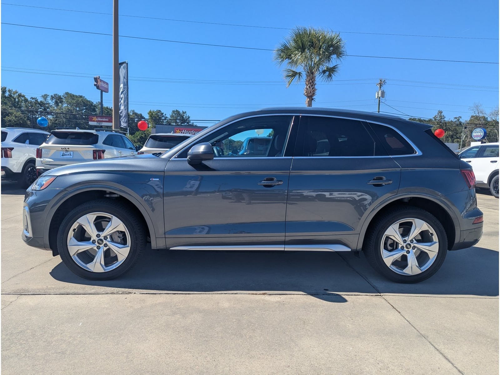 Used 2023 Audi Q5 2.0T Premium Plus w/ Premium Plus Package AWD/4WD image 5