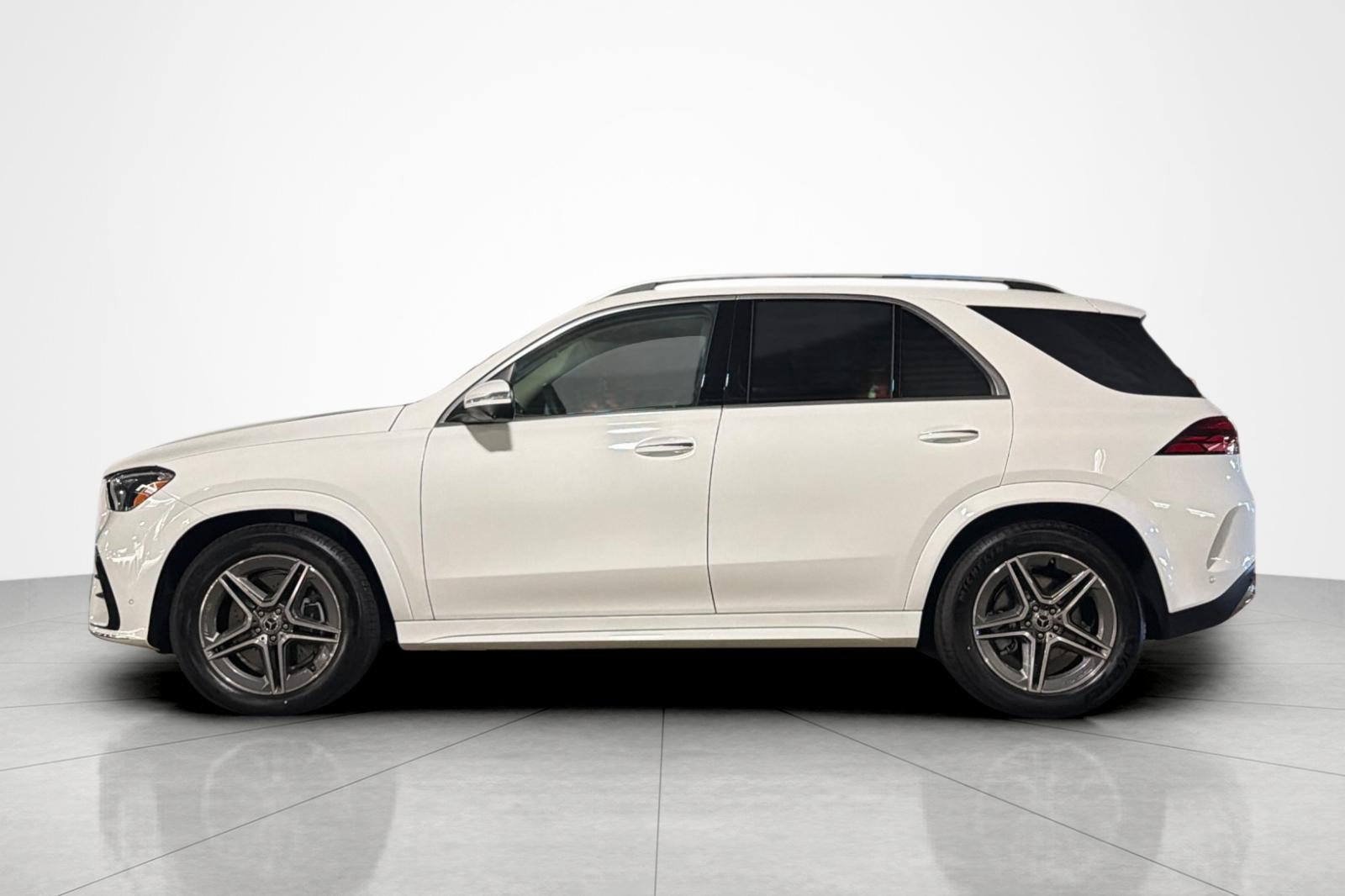 New 2026 Mercedes-Benz GLE 450 4MATIC image 2