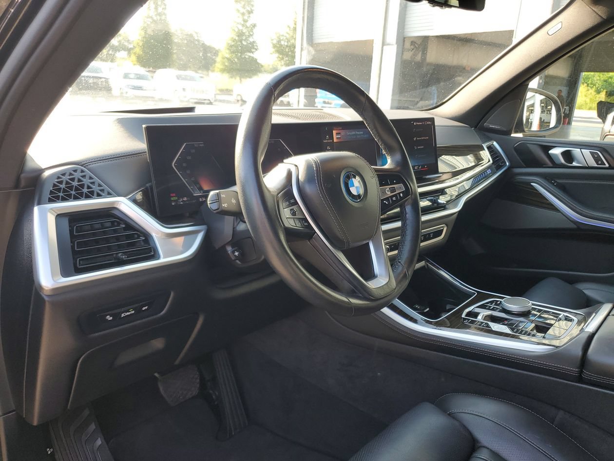 Used 2025 BMW X5 xDrive50e AWD/4WD image 19