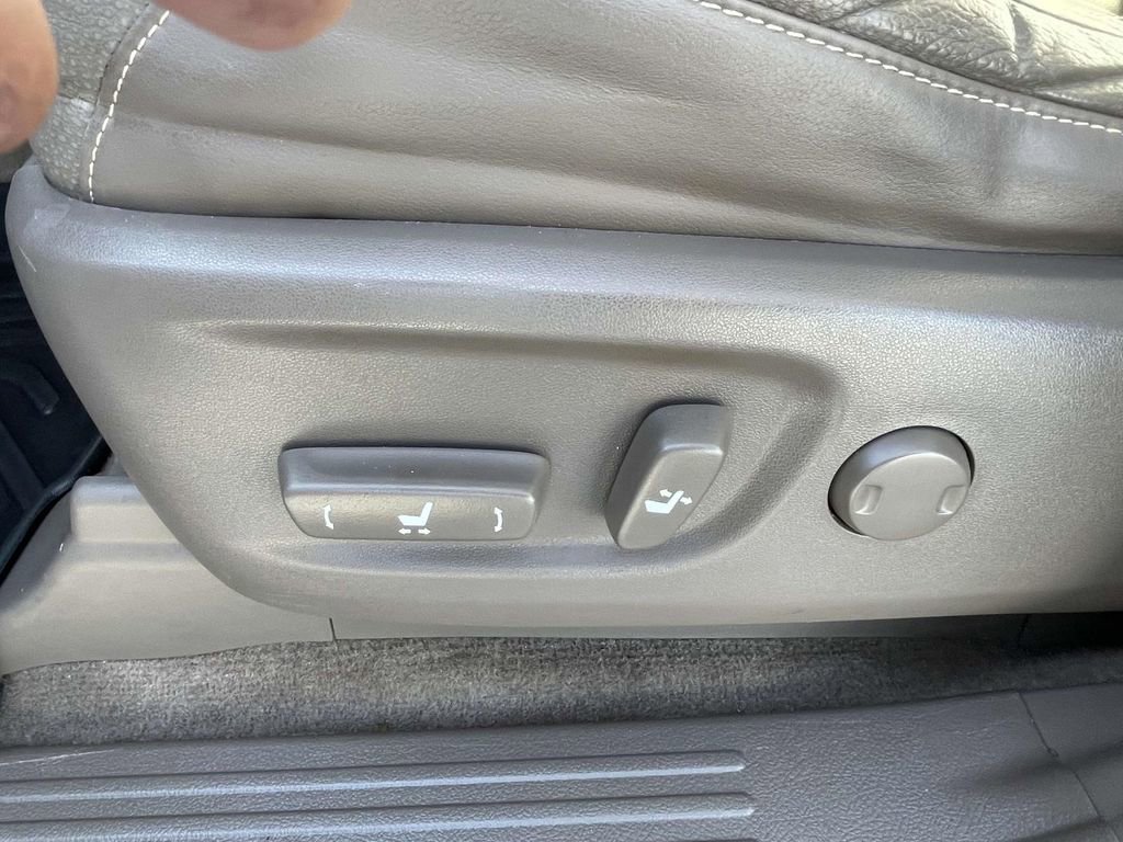 Used 2017 Lexus GX 460 Premium image 16