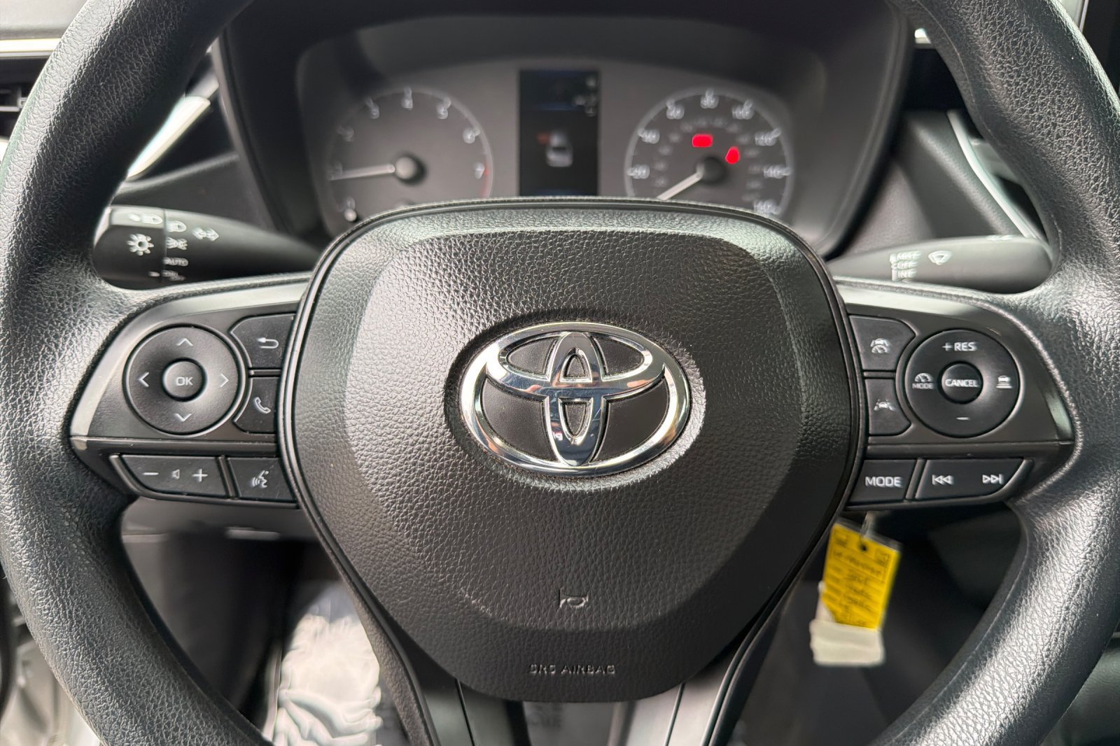 Used 2024 Toyota Corolla LE FWD image 22