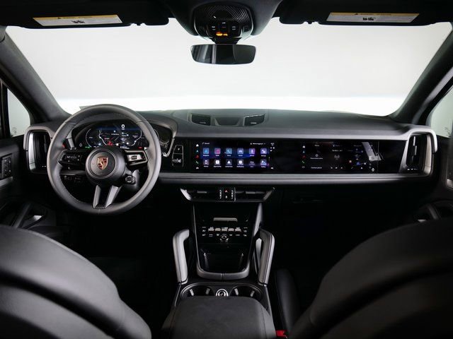 Certified 2026 Porsche Cayenne AWD/4WD image 15