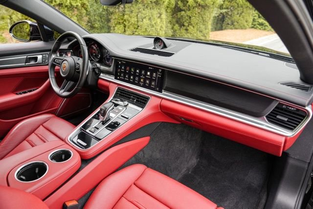 Used 2023 Porsche Panamera 4 Platinum Edition AWD/4WD image 25