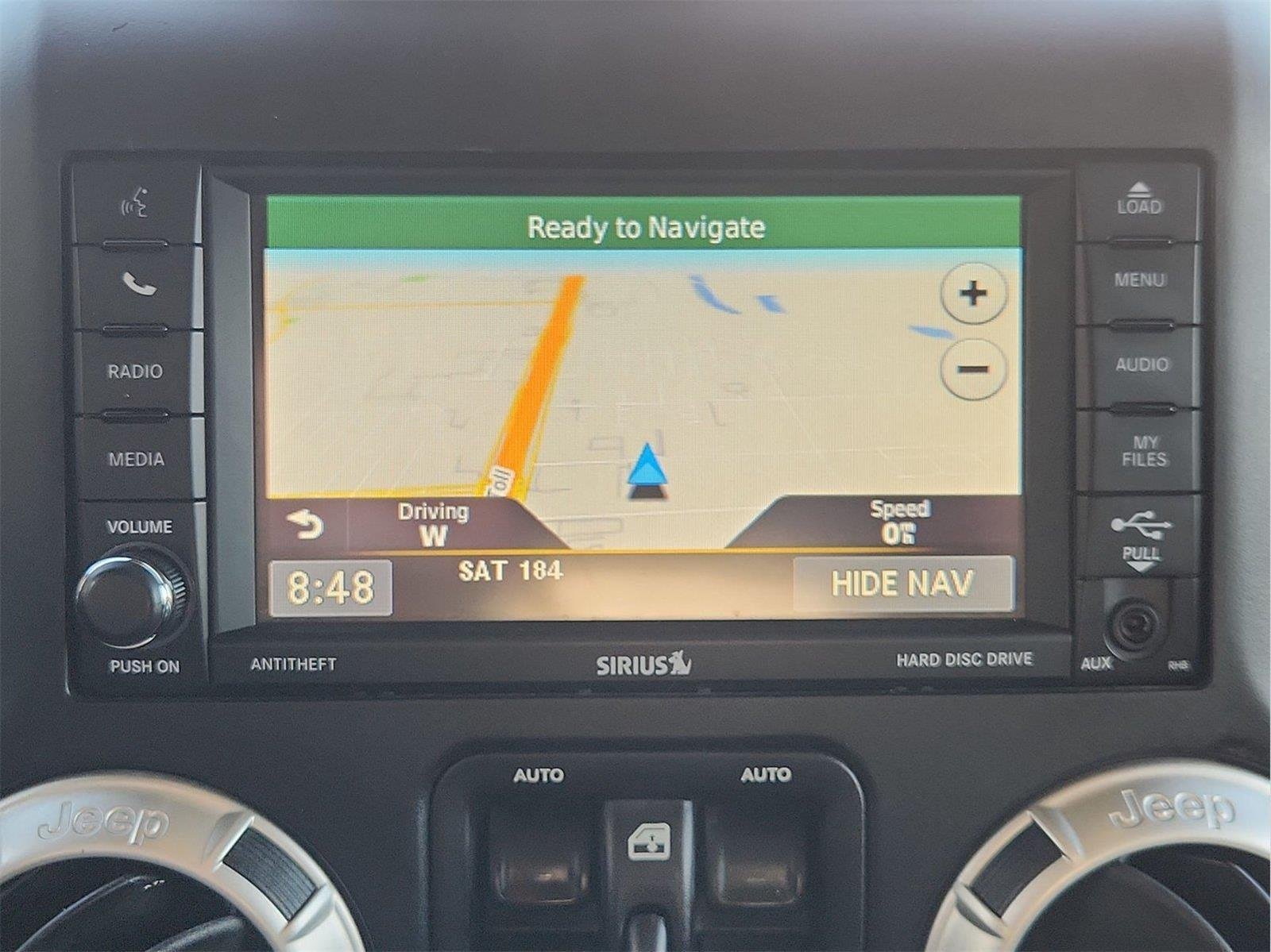 Used 2017 Jeep Wrangler Unlimited Rubicon w/ Connectivity Group AWD/4WD image 14