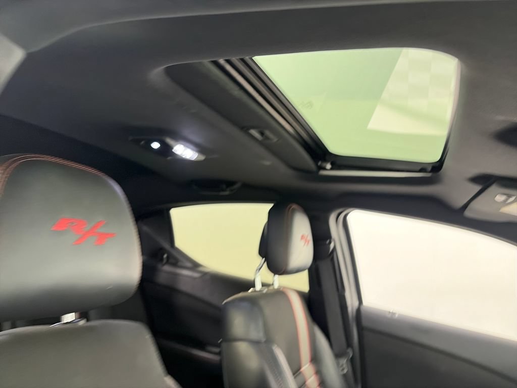 Used 2012 Dodge Avenger R/T FWD image 29