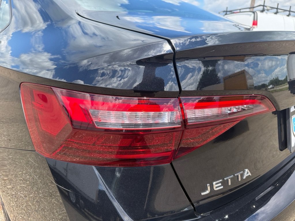 Used 2023 Volkswagen Jetta Sport FWD image 34
