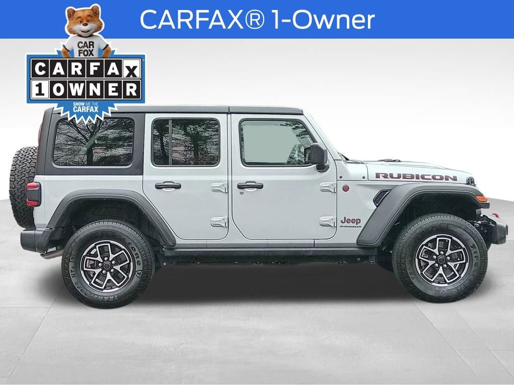 Used 2024 Jeep Wrangler Unlimited Rubicon AWD/4WD image 2