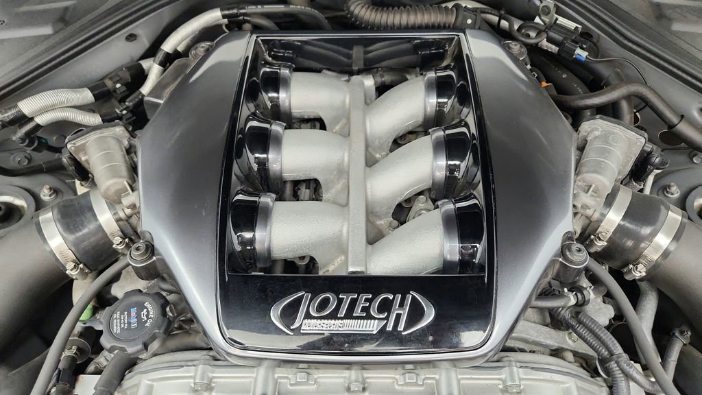 Used 2011 Nissan GT-R Premium AWD/4WD image 19
