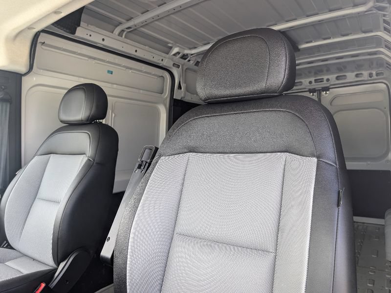 Used 2026 RAM ProMaster 2500 w/ Convenience Group FWD image 17