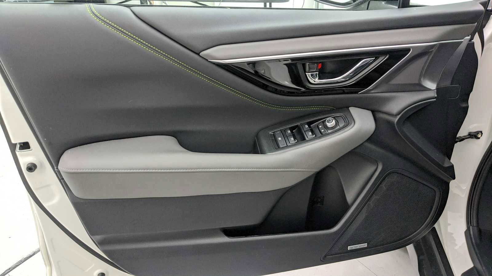 Certified 2025 Subaru Outback Onyx Edition image 14