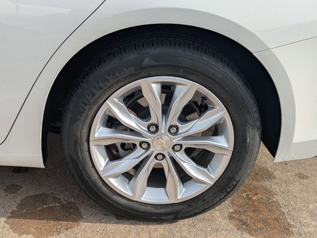 Used 2022 Chevrolet Malibu LT w/ LPO, Floor Liner Package FWD image 8