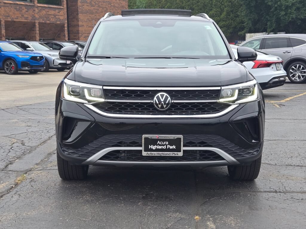 Used 2023 Volkswagen Taos SEL AWD/4WD image 4