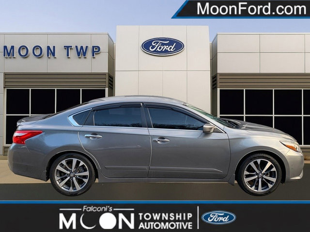 Used 2016 Nissan Altima 2.5 SR w/ LED Appearance Package