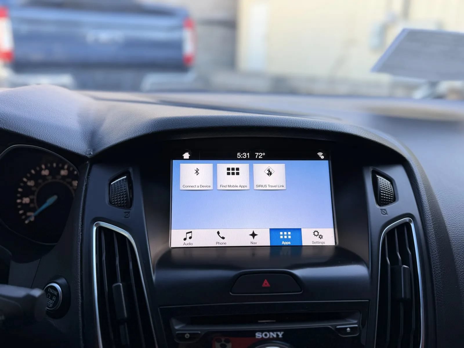 Used 2018 Ford Focus Titanium FWD image 30