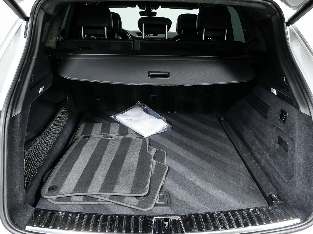 Certified 2021 Porsche Cayenne Turbo image 34