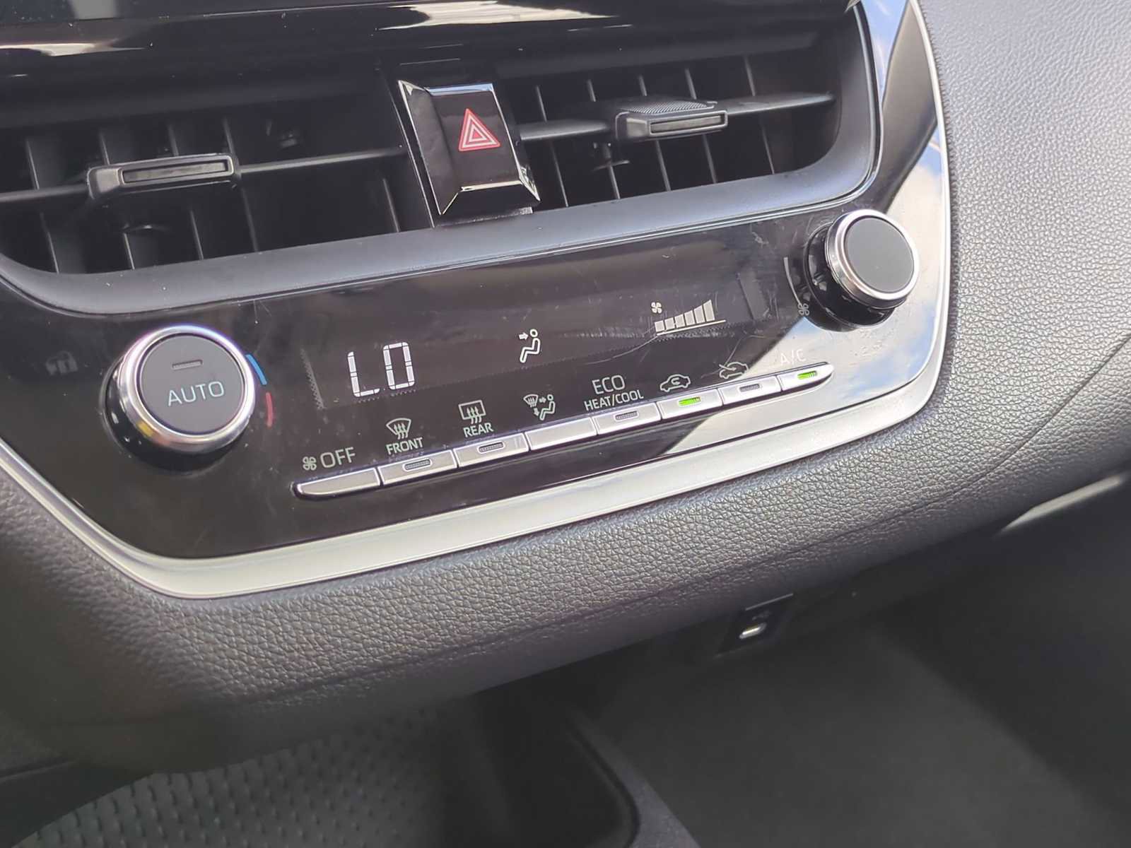 Used 2024 Toyota Corolla LE image 17