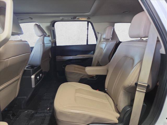 Used 2024 Ford Expedition Limited AWD/4WD image 17