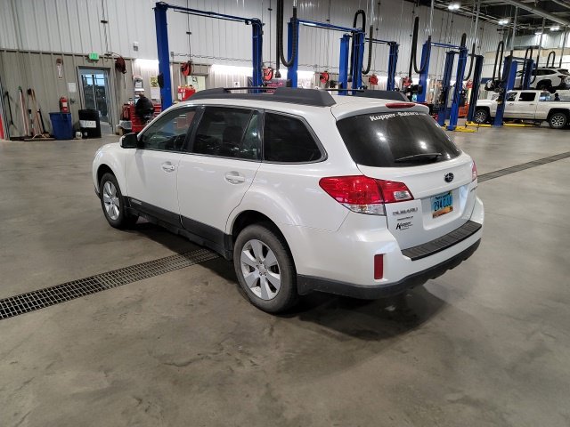 Used 2012 Subaru Outback 2.5i Premium w/ All-Weather Pkg AWD/4WD image 5
