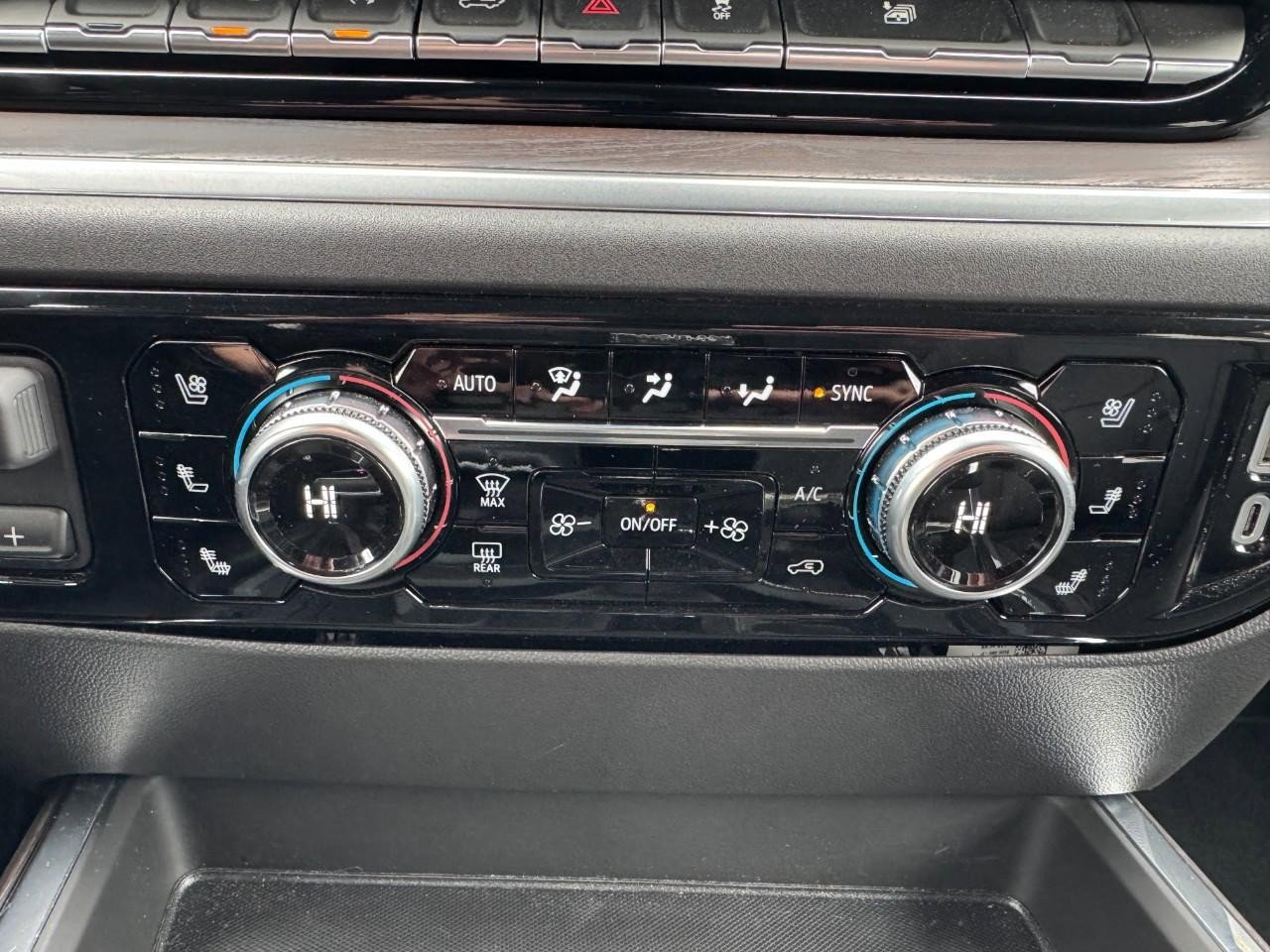 Used 2025 GMC Sierra 1500 SLT w/ SLT Premium Package image 25