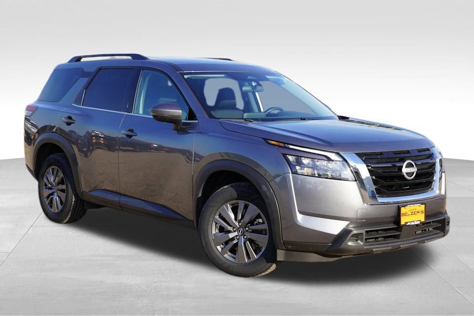 Used 2025 Nissan Pathfinder SV