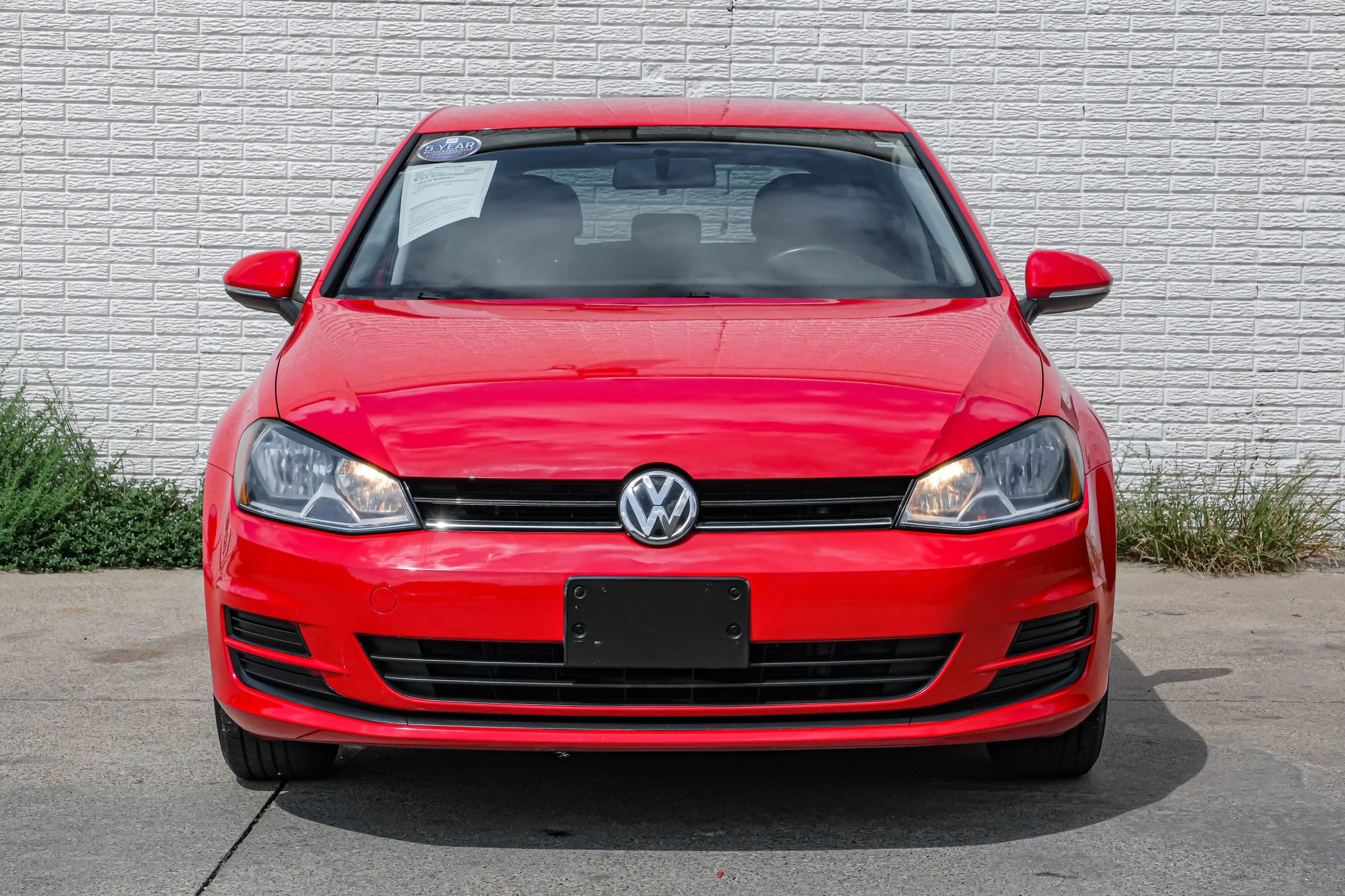 Used 2015 Volkswagen Golf SE image 4