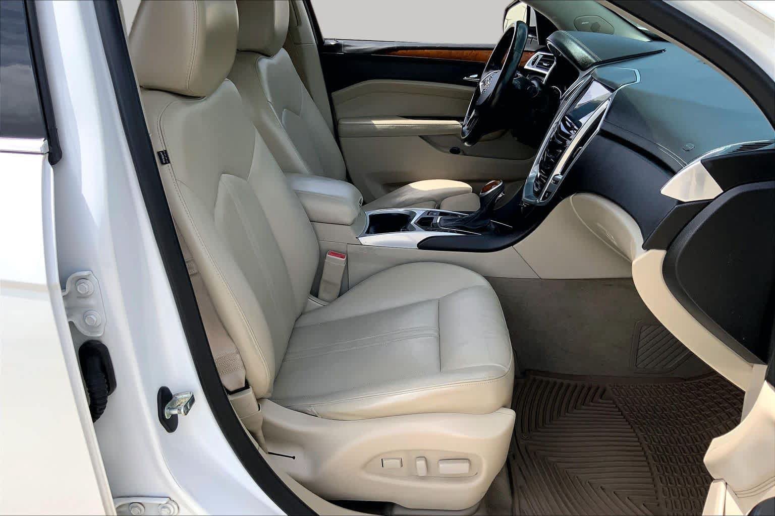Used 2013 Cadillac SRX Luxury FWD image 9