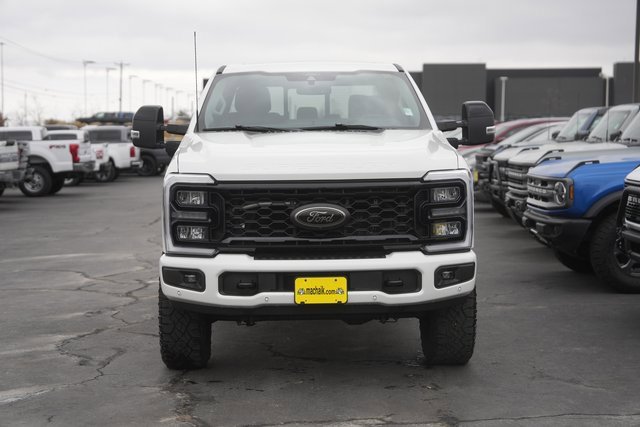 Used 2025 Ford F250 Lariat w/ Lariat Ultimate Package image 3