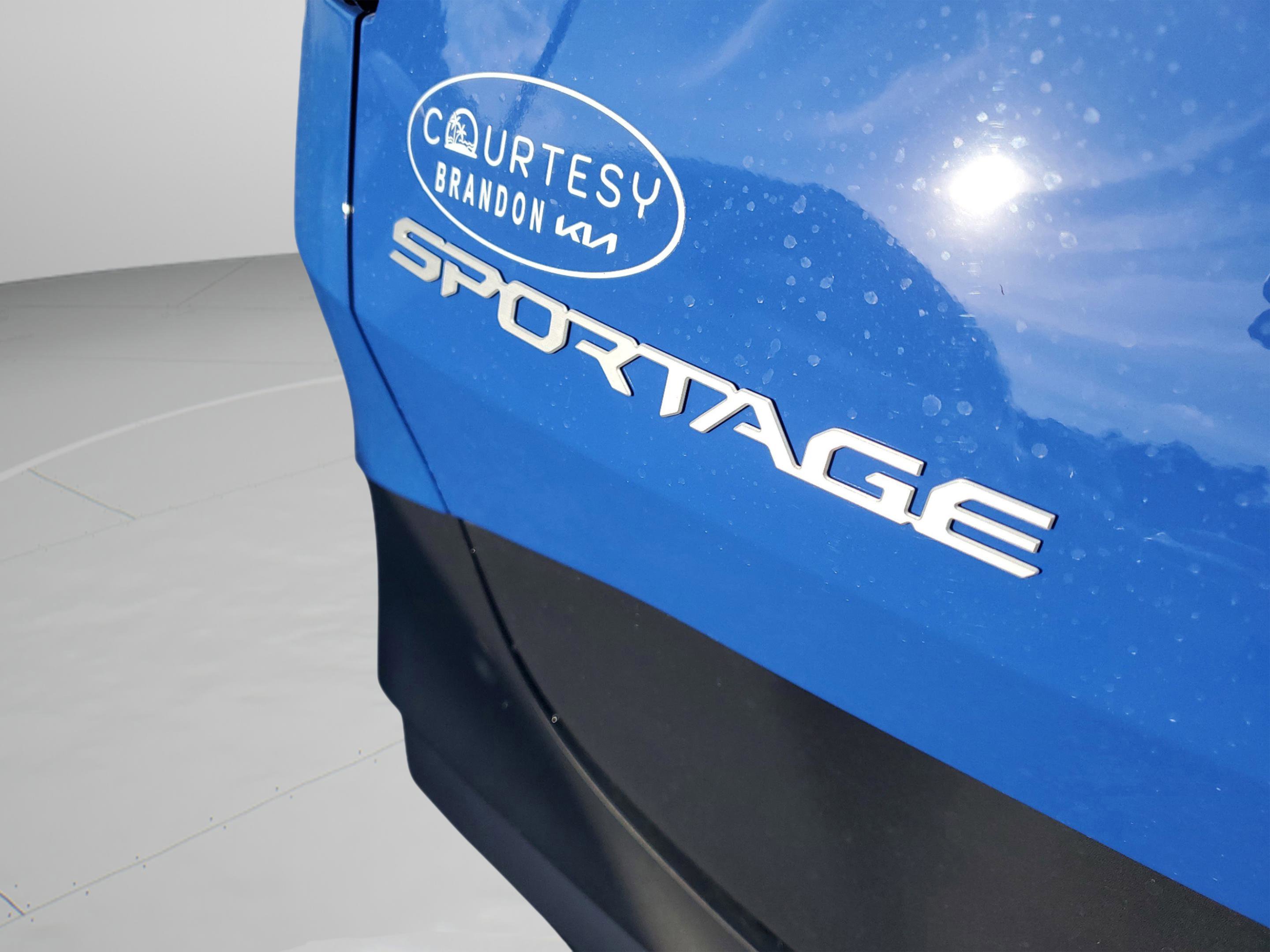 New 2026 Kia Sportage EX w/ EX Panorama Roof Package image 28