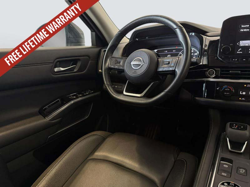 Used 2024 Nissan Pathfinder SL AWD/4WD image 24