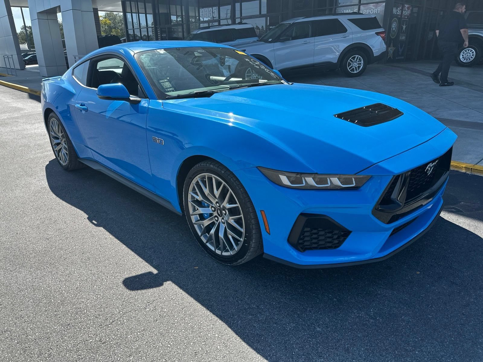 Used 2024 Ford Mustang GT Premium RWD image 2