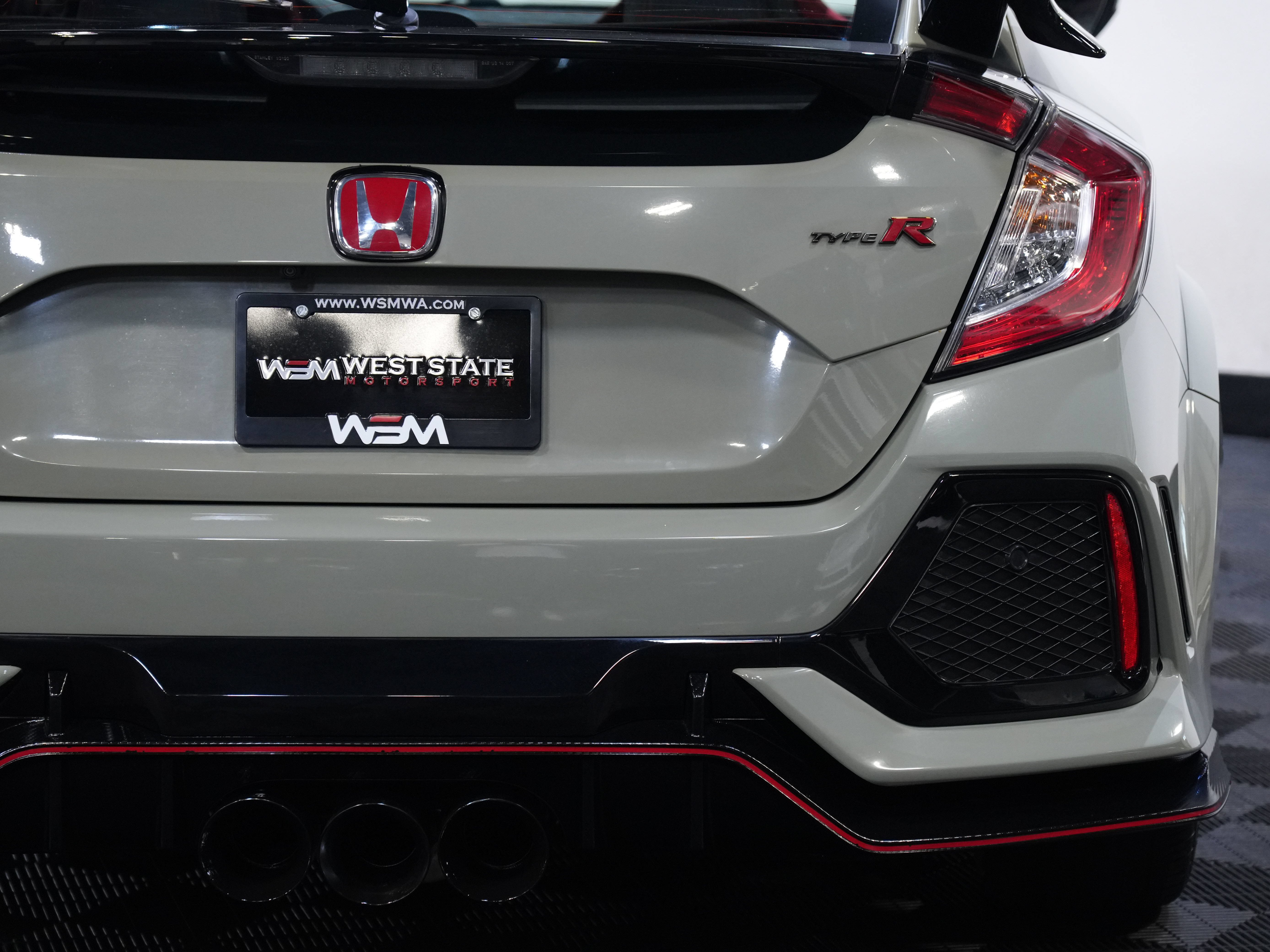 Used 2018 Honda Civic Type R image 15
