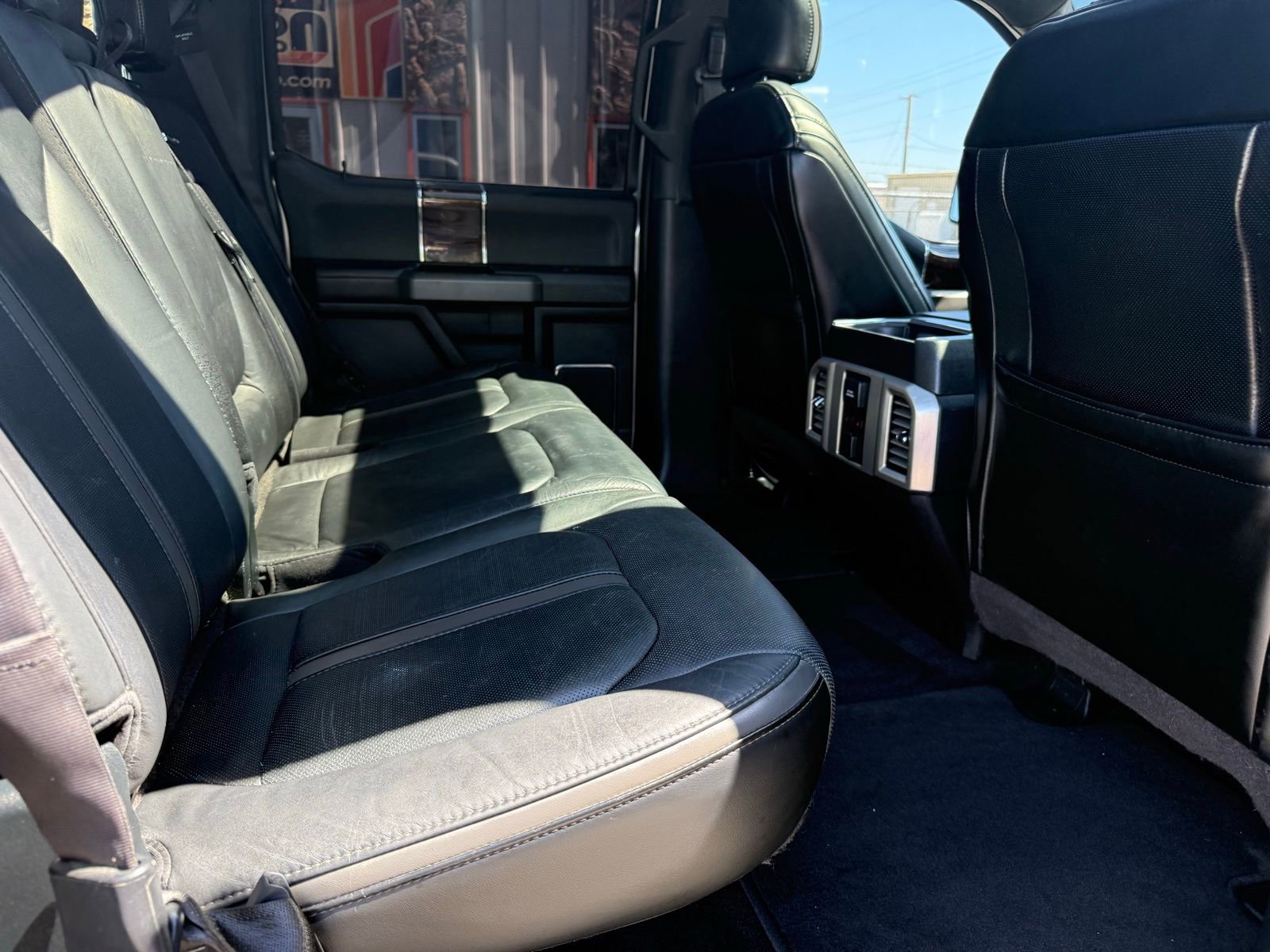 Used 2015 Ford F150 Platinum w/ Equipment Group 701A Luxury image 14