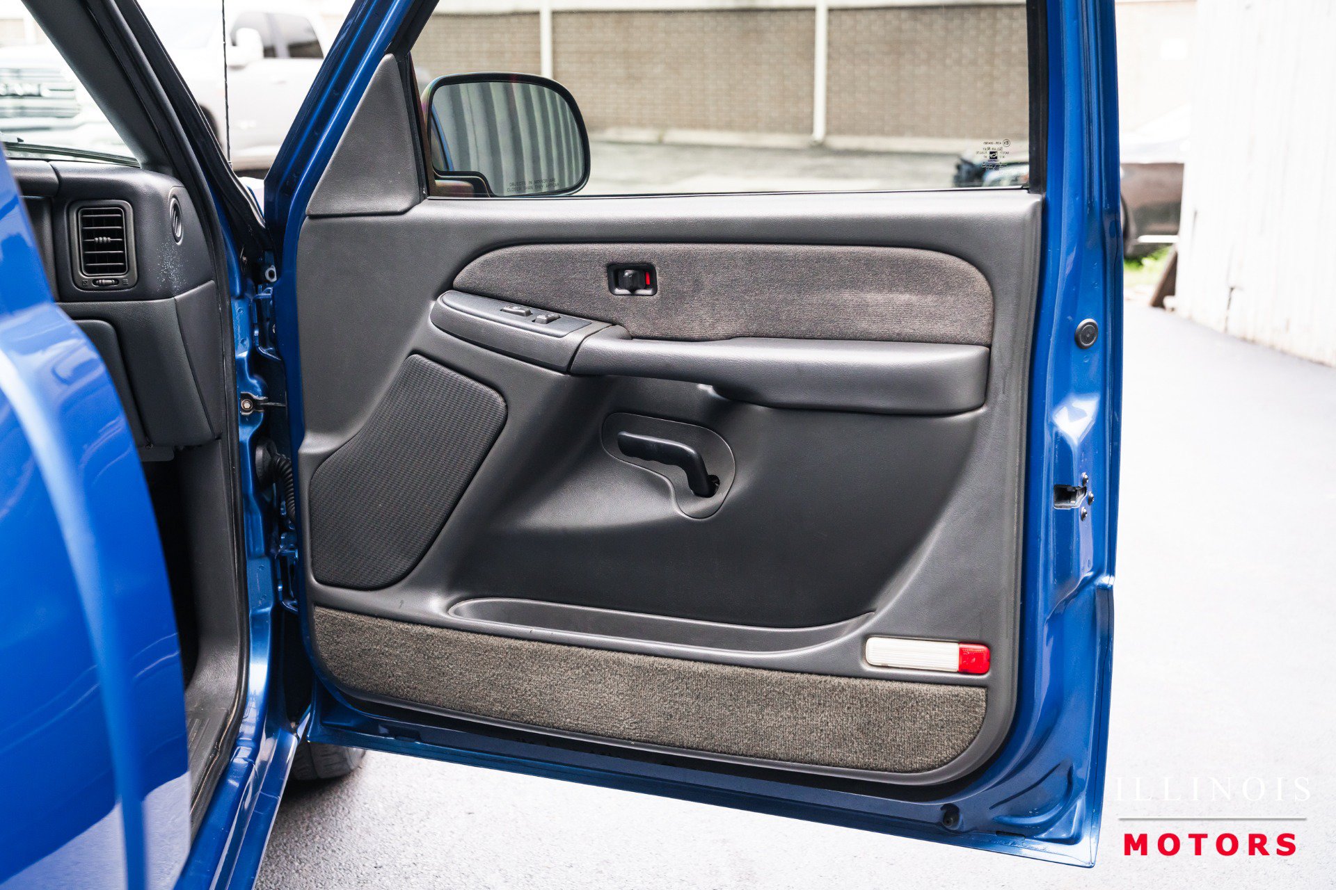 Used 2003 Chevrolet Silverado 1500 2WD Regular Cab w/ Exterior Appearance Pkg image 24