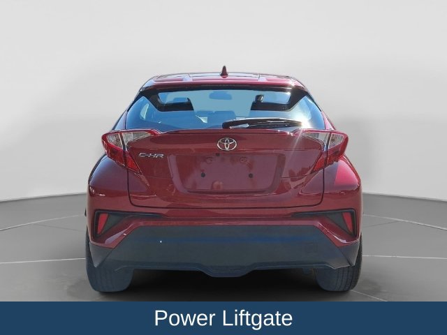 Used 2022 Toyota C-HR XLE FWD image 6