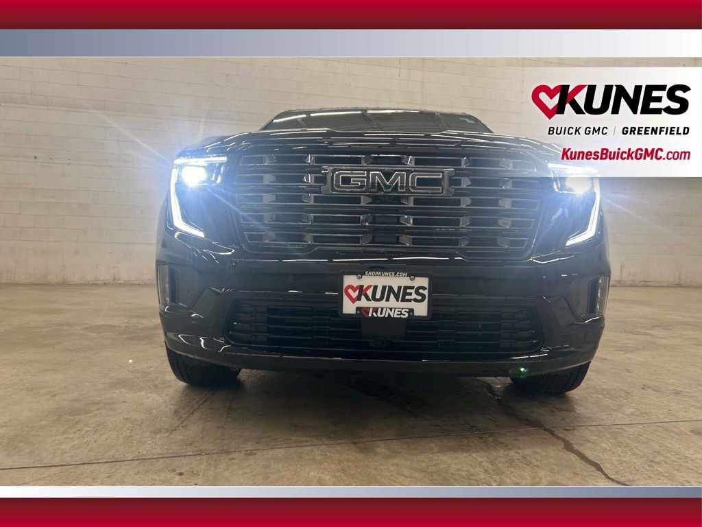 New 2026 GMC Acadia Denali Ultimate w/ LPO, Floor Liner Package AWD/4WD image 15