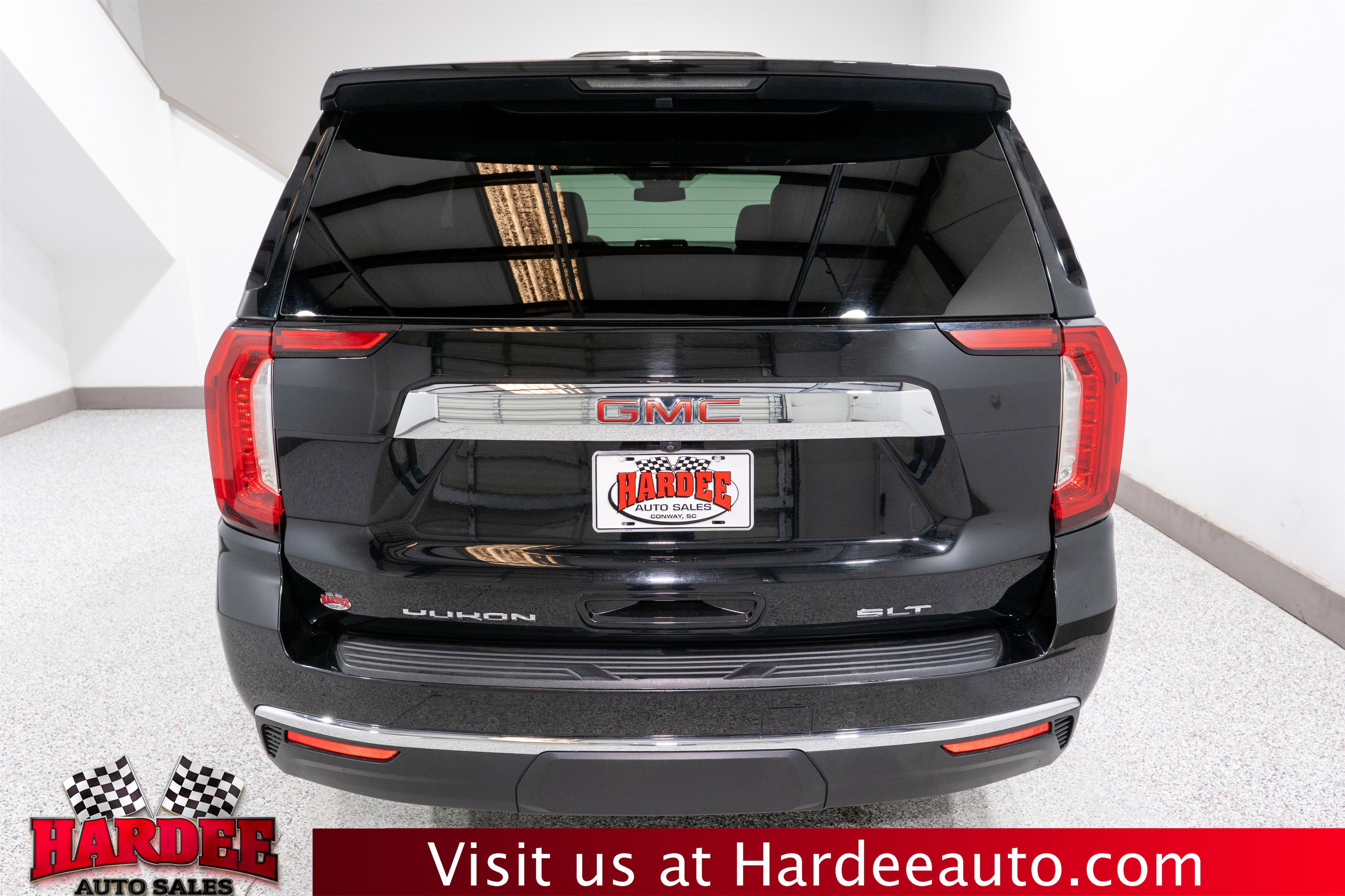 Used 2023 GMC Yukon SLT image 4